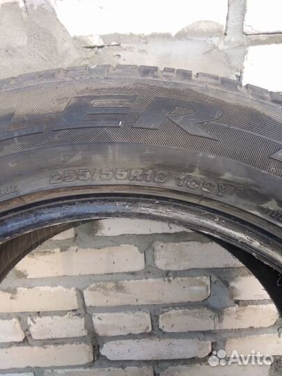 Bridgestone Blizzak WS-70 255/55 R18