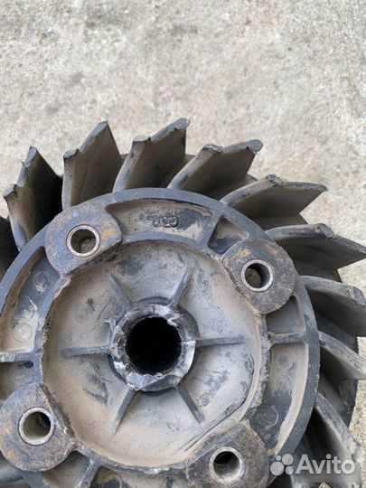Крыльчатка охлаждения двигателя Honda Tact 31