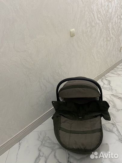 Коляска переноска Италия