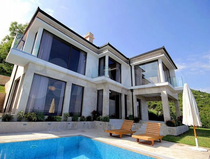 Коттедж 258,4 м² на участке 20 сот.