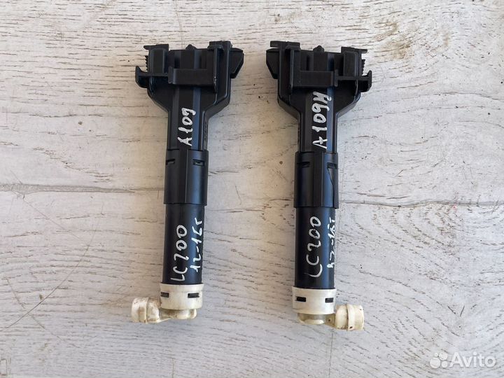 Toyota Land Cruiser 200 Форсунки фар