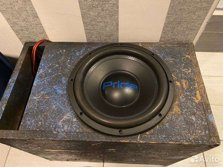 Колонка сабвуфер