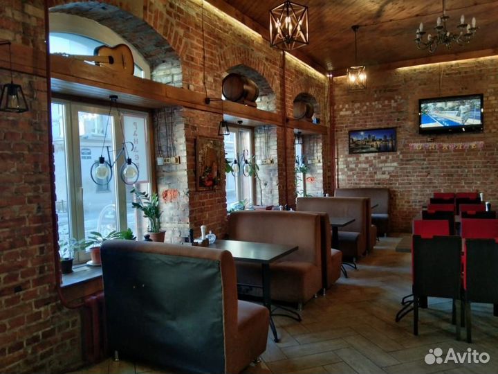 Кафе-ресторан в центре города, готовый бизнес