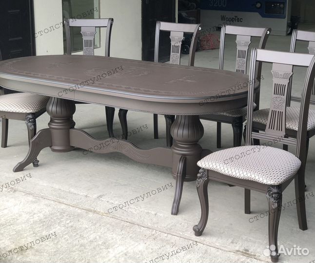 Столы и стулья