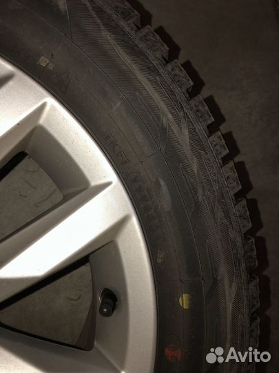 Yokohama Ice Guard IG55 215/60 R16 99