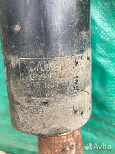 Амортизатор задний Ford Explorer 2005-2011