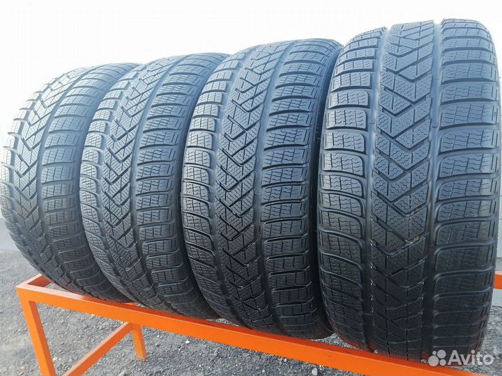 Pirelli Winter Sottozero 3 235/35 R19