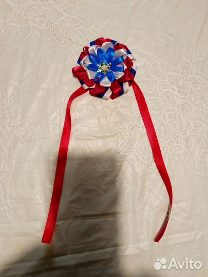 Украшение на пучок для девочки