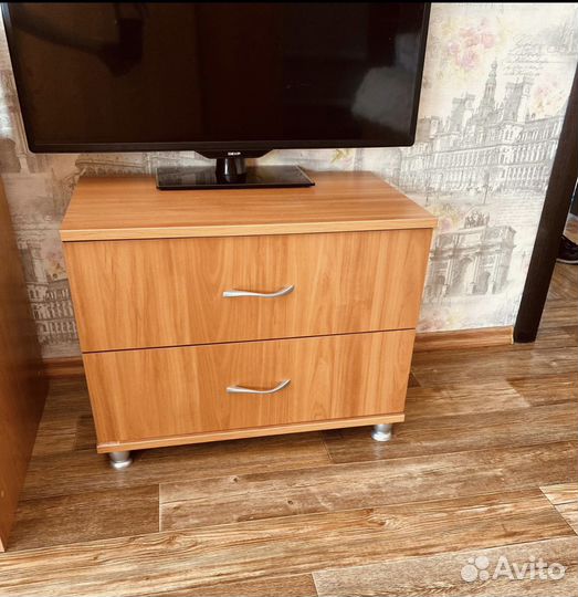 Тумба прикроватная