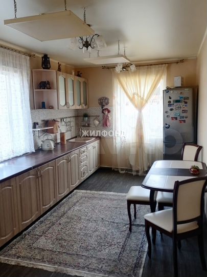 Дом 173 м² на участке 9 сот.