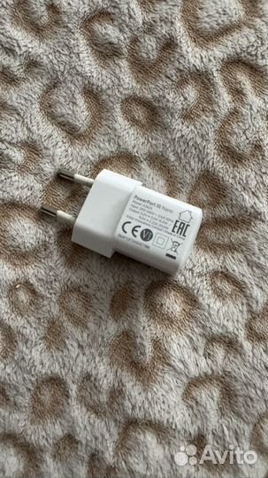 Блок для быстрой зарядки iPhone