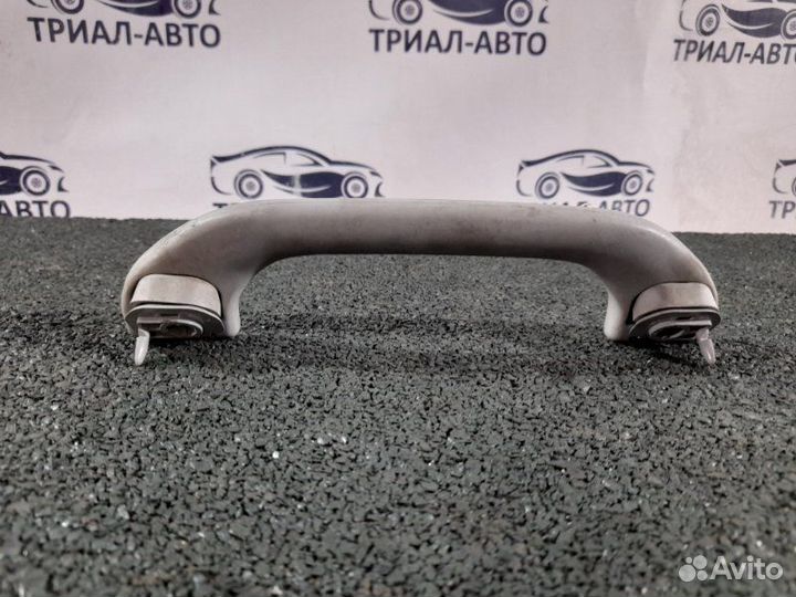 Ручка потолка Mitsubishi Lancer 9