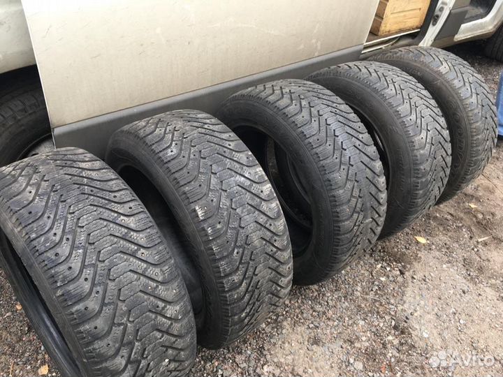 Goodyear UltraGrip 500 255/55 R18