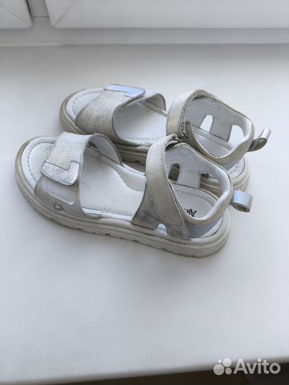 Сандалии для девочки 37размер