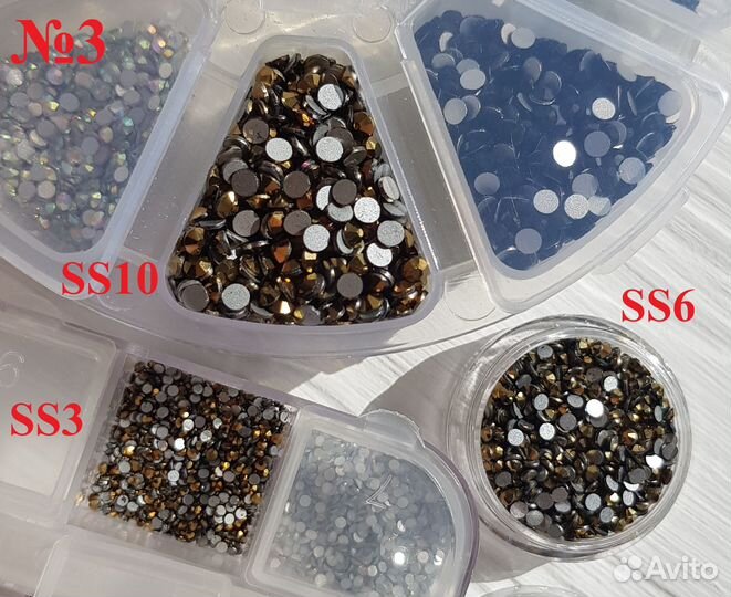 Стартовый набор для маникюра. Стразы для ногтей