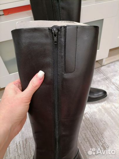 Сапоги демисезонные новые Ecco