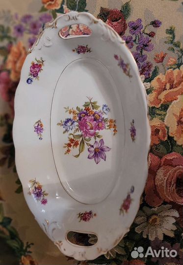 Тарелки и блюда коллекционные