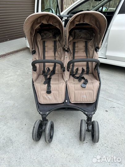 Коляска для двойни, погодок в аренду, напрокат