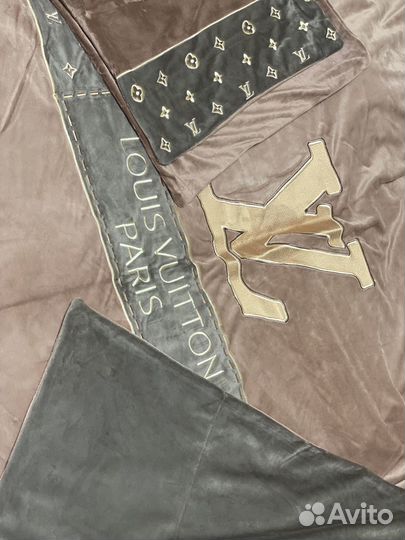 Белье постельное 2 х спальное велюровое