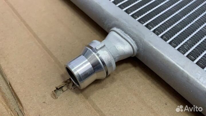 Радиатор низкой температуры Мерседес w205 w213