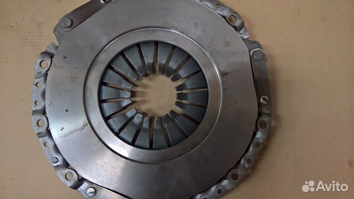 Корзина сцепления valeo hdc62