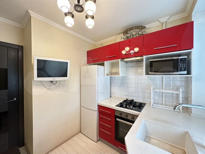 2-к. квартира, 41 м², 8/9 эт.