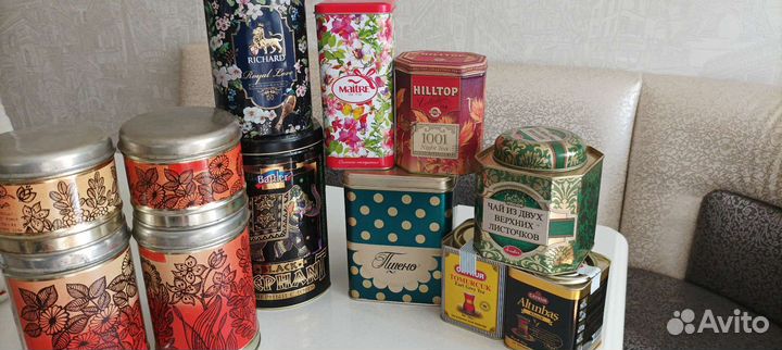 Жестяная банка Чупа чуп,чай,Монпансье ссср,бутылки