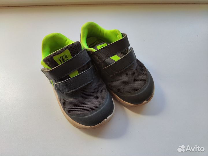 Кроссовки nike детские 23,5