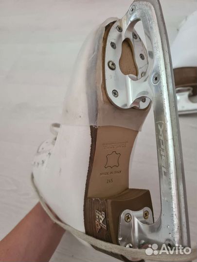 Фигурные коньки risport 245