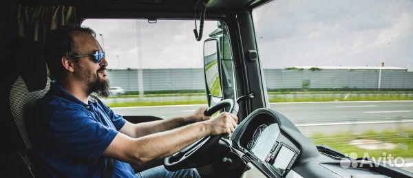 Водитель категории Е на шторный полуприцеп
