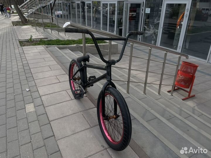 Трюковой велосипед bmx