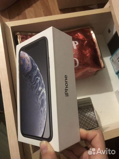 Коробка от iPhone