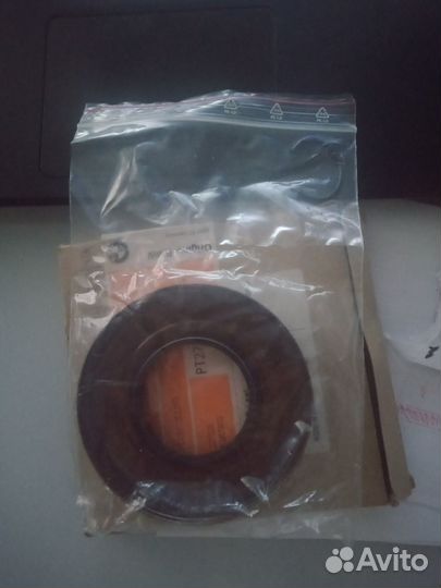 Подам сальник заднего редуктора