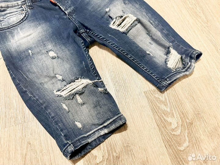 Джинсовые шорты dsquared размер 42-44