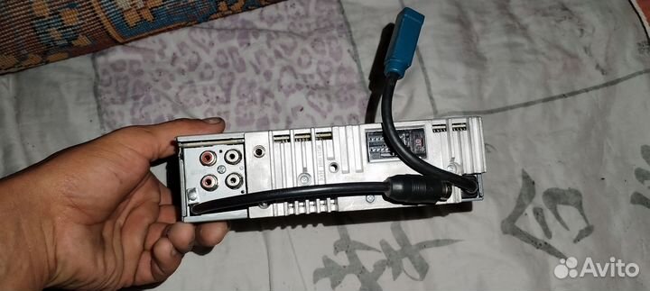 Автомагнитола alpine