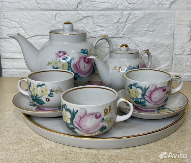 Сервиз чайный Розы Дулево