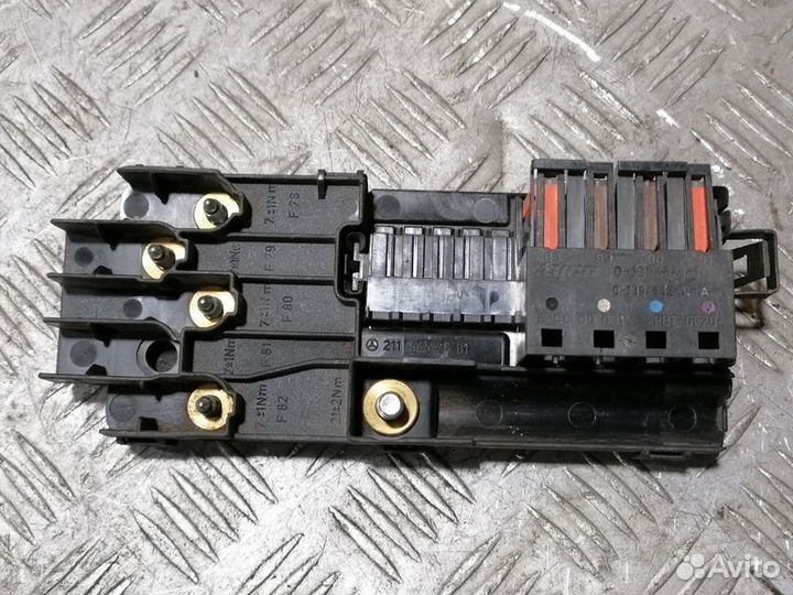 Блок предохранителей моторный Ml 164