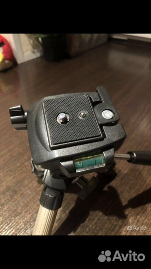 Штатив для фотоаппарата canon