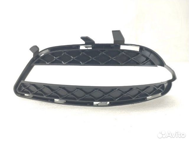Решетка в бампер передняя левая Mercedes-Benz