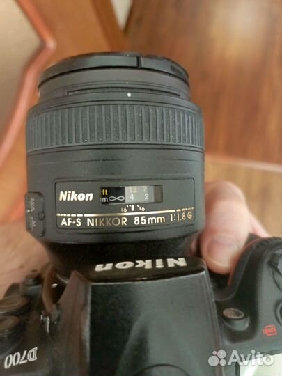 Фотоаппарат nikon d 700 с объективом 85 1.8g