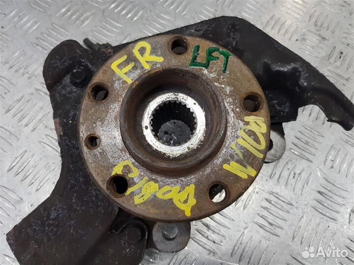 Кулак передний левый (Поворотный) Фиат Doblo