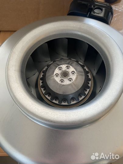 Вентилятор канальный 160 мм