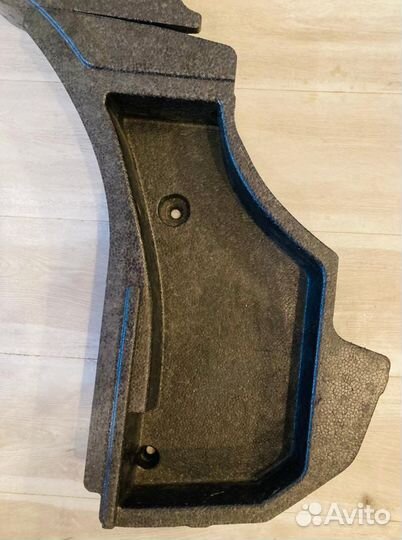 Название - Пол (пенопласт) от Mitsubishi Lancer X