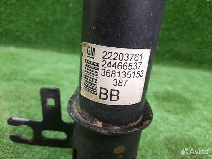 Амортизатор передний правый Opel Astra H Z16XER