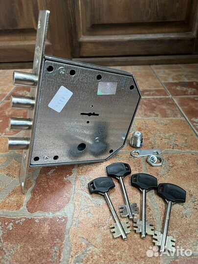 Дверной замок