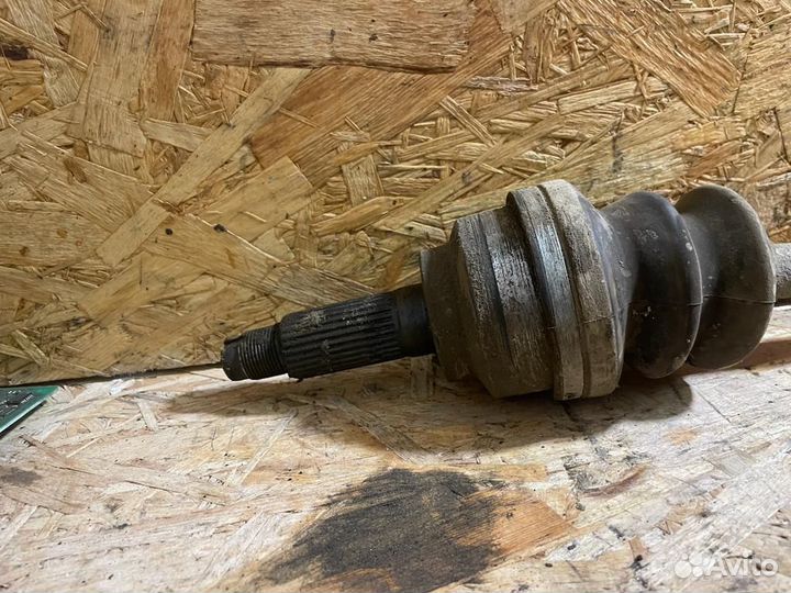 Привод правый Киа Спектра