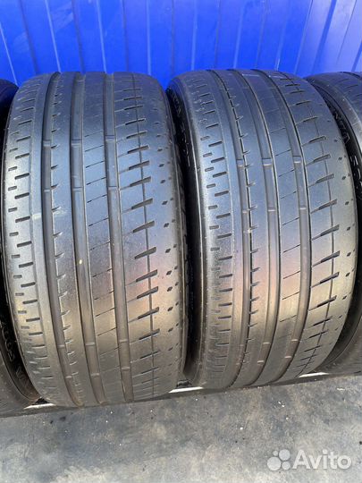 Bridgestone Potenza S007 245/40 R19 и 275/35 R19 94W