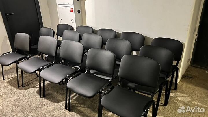 Перетяжка стульев Iso