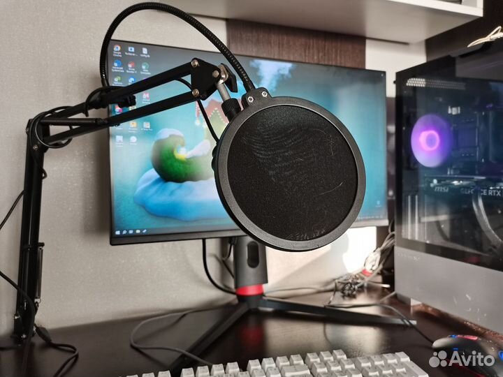 Микрофон Fifine K669B+Кронштейн+Поп фильтр