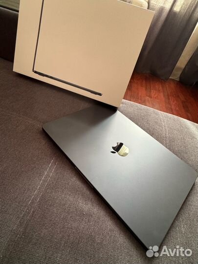 MacBook Air M2 13